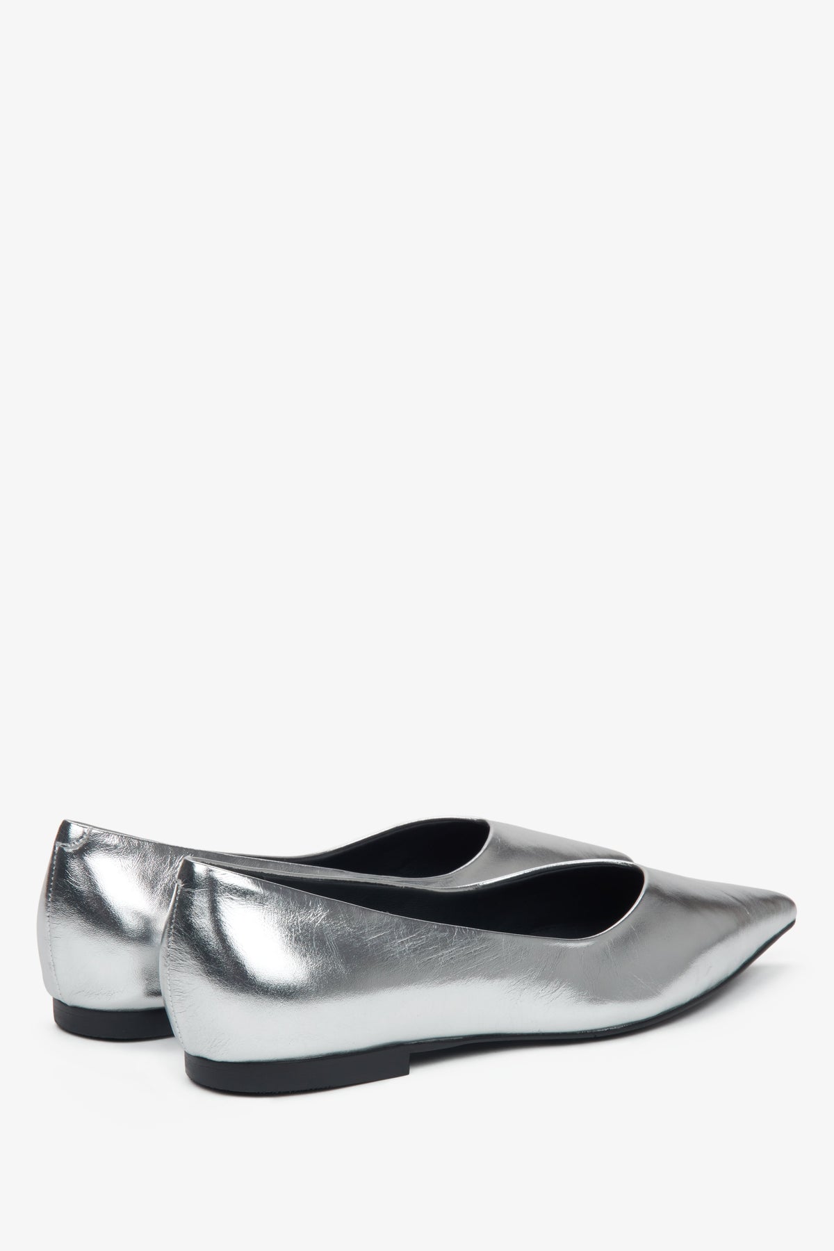 Damen-Ballerinas aus hochwertigem Naturleder in Silber – Estro ER00115994