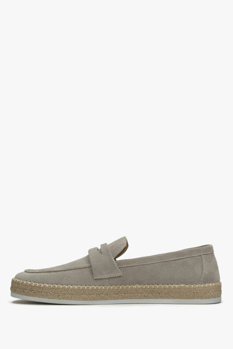 Beige Herren-Mokassins von Estro aus echtem italienischem Velours – Schuhprofil.