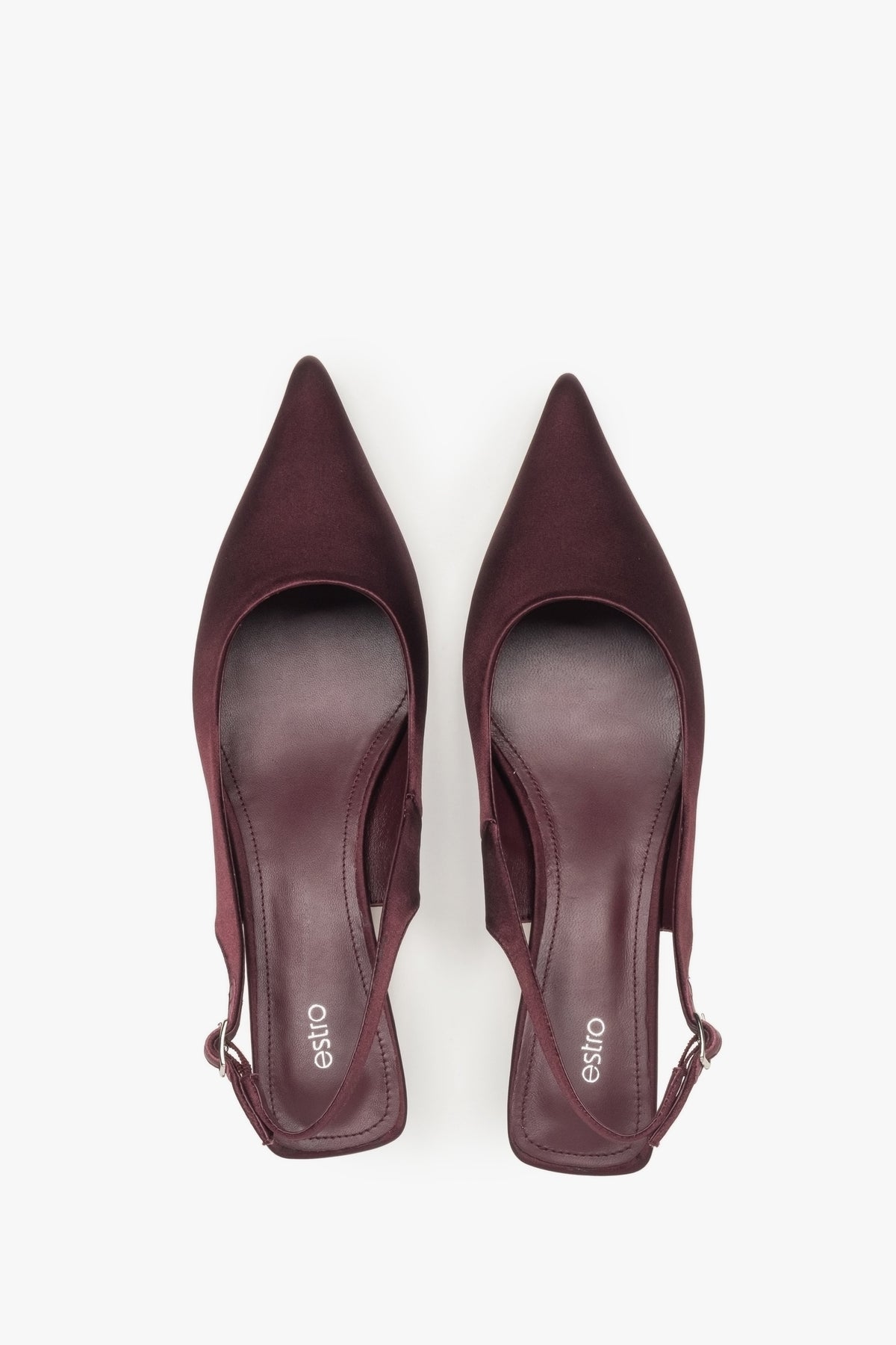 Elegante bordeauxrote Pumps mit Riemchen und spitzer Zehenkappe.