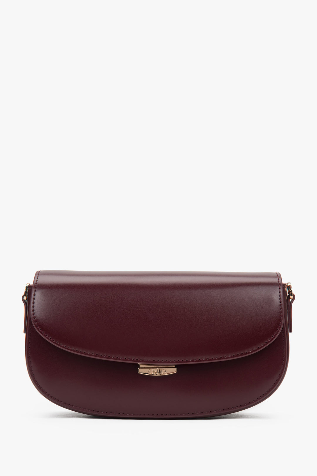 Frontansicht der burgunderroten Damen Lederhandtasche mit dezentem goldenem Verschluss.