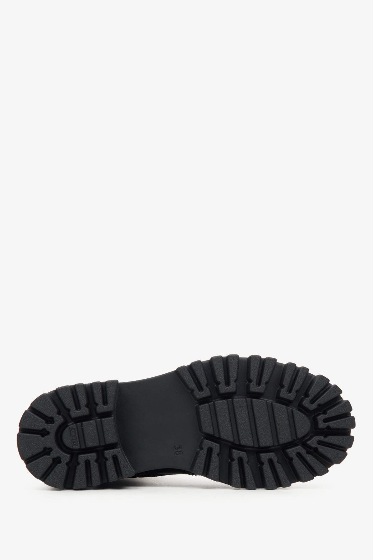Schwarze Damen-Boots mit Schnürung und flacher Sohle. Estro ER00110958