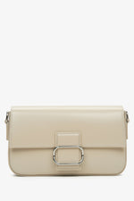 Damen-Schultertasche aus beigem Leder mit silberner Beschläge Estro ER00115773.