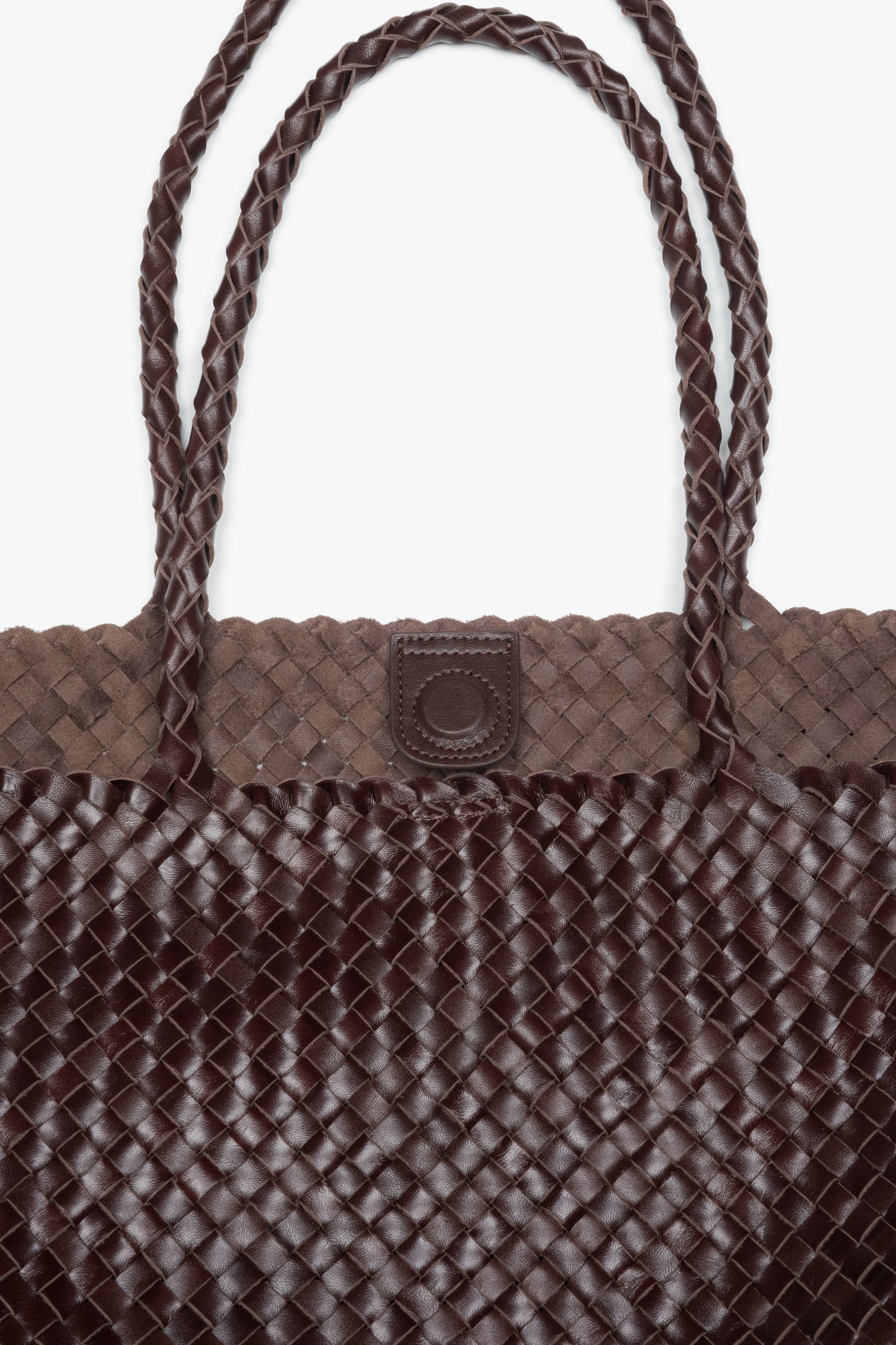 Geräumiger Damen Shopper aus geflochtenem Echtleder in Dunkelbraun, passend für A4 – Estro ER00118928