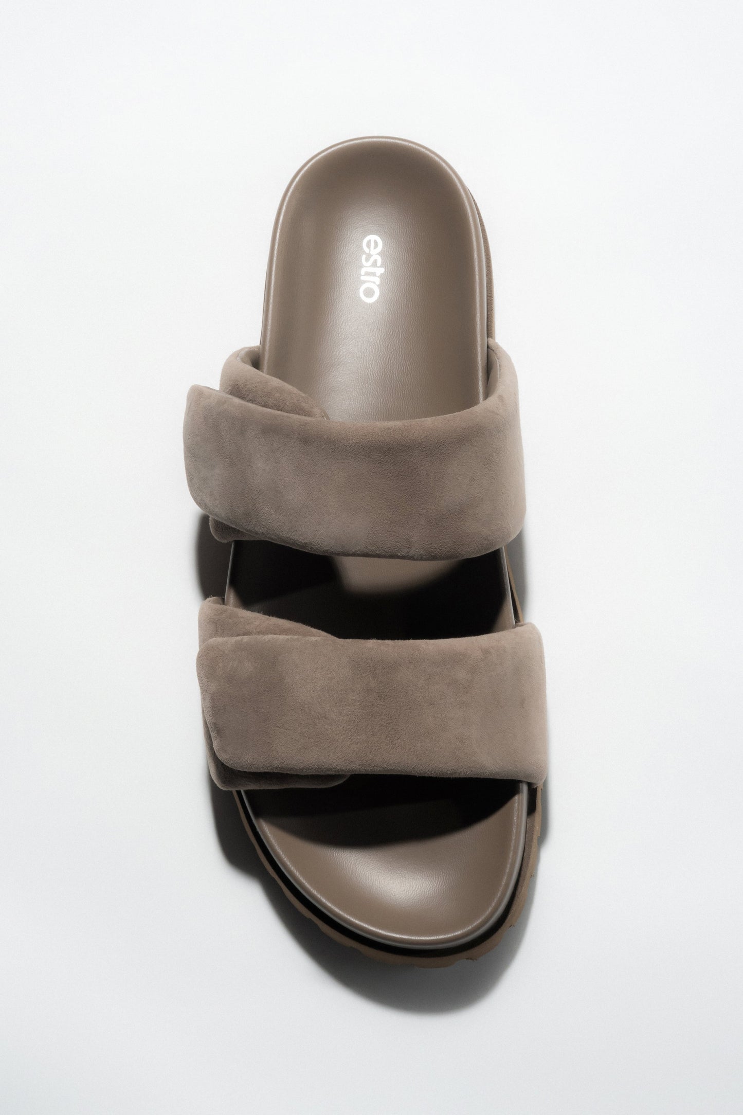 Dunkelbeige Damen-Pantoletten aus Veloursleder in Vorderansicht