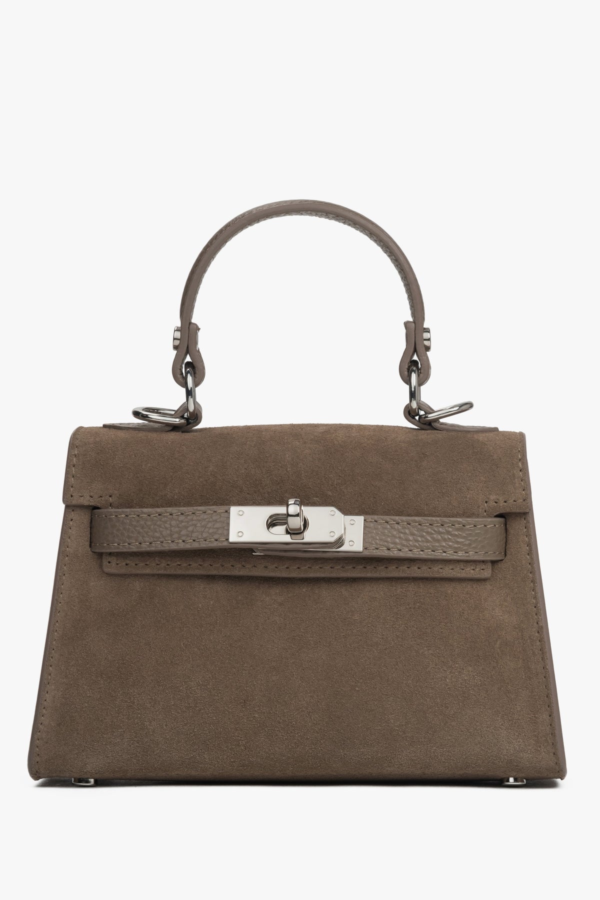 Frontansicht der eleganten dunkelbeigen Koffer-Handtasche mit silbernen Beschlägen