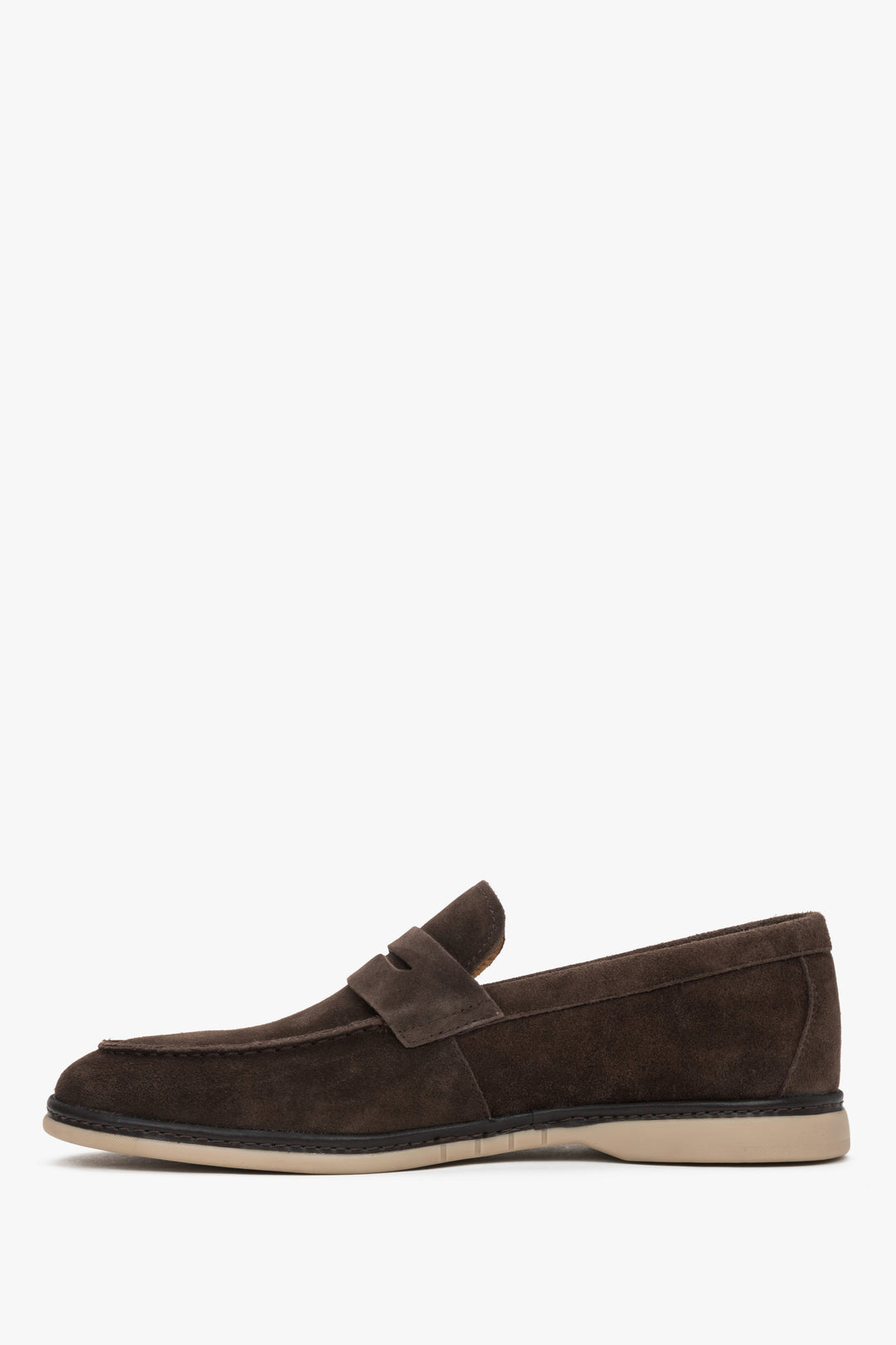 Linkes Seitenprofil der dunkelbraunen Casual-Loafer von Estro.