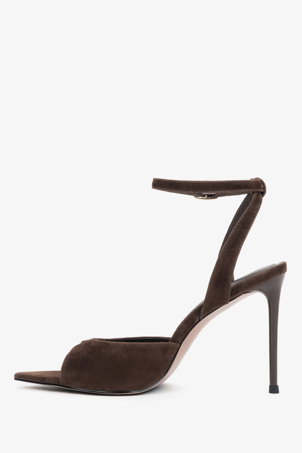 Linke Seitenansicht der eleganten dunkelbraunen Damen-Sandalen von Estro.