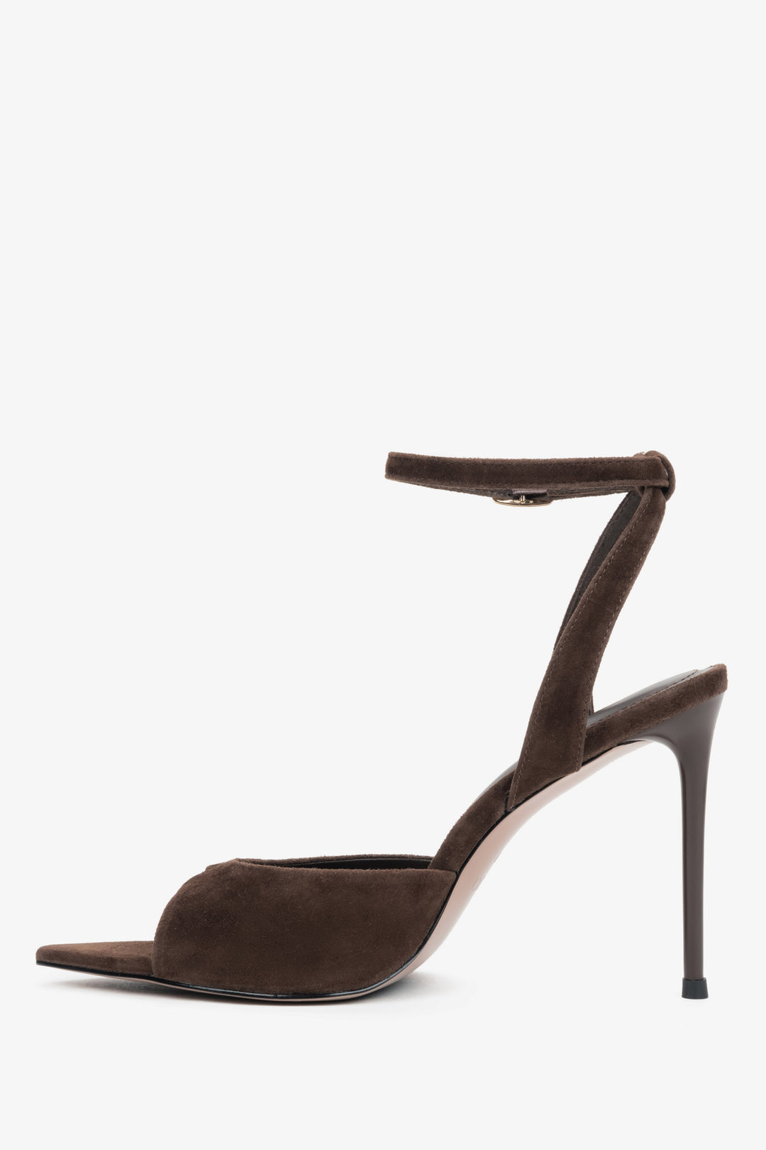 Linke Seitenansicht der eleganten dunkelbraunen Damen-Sandalen von Estro.