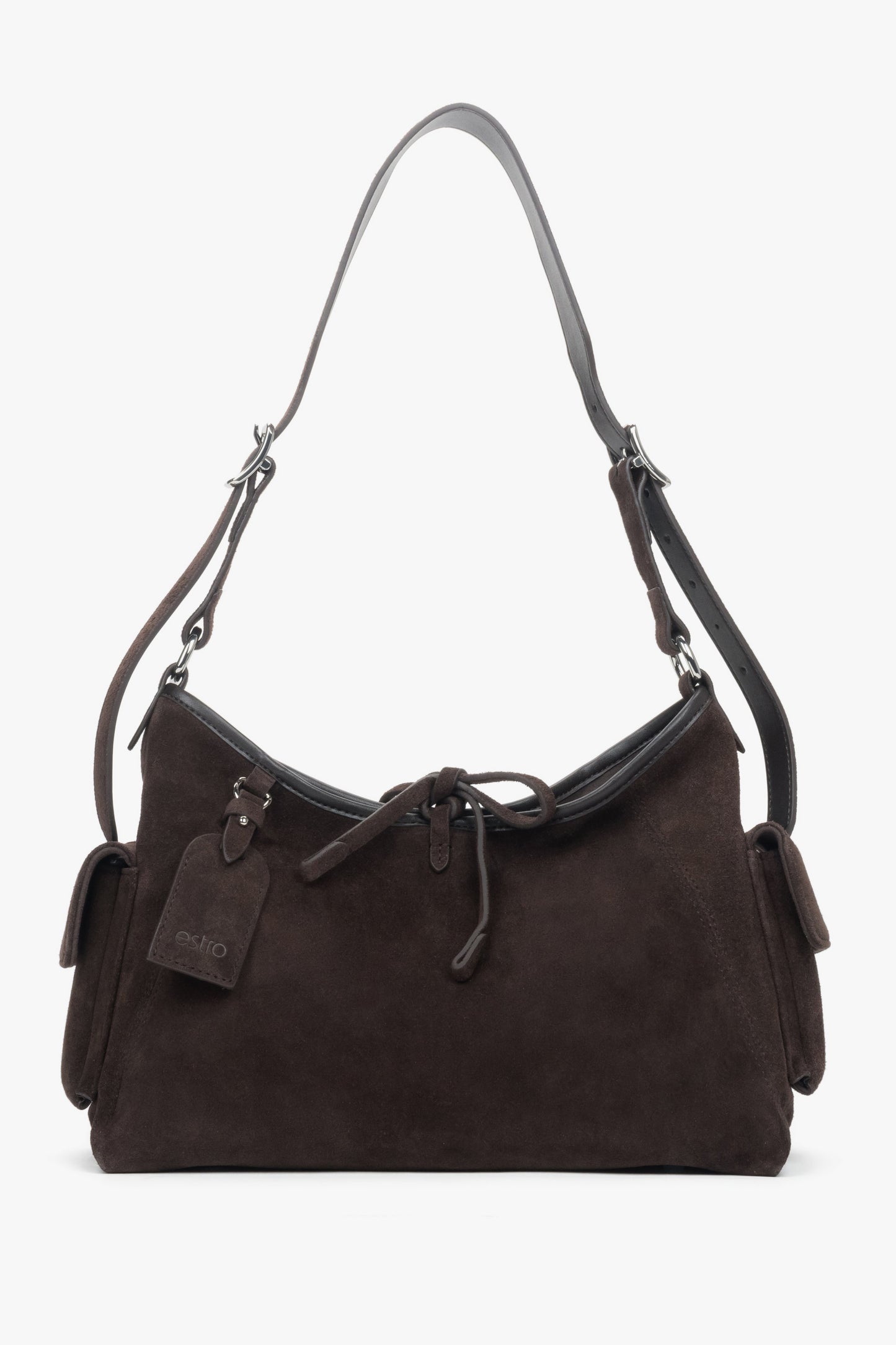 Frontalansicht der eleganten dunkelbraunen Damen-Schultertasche aus weichem Naturvelours.