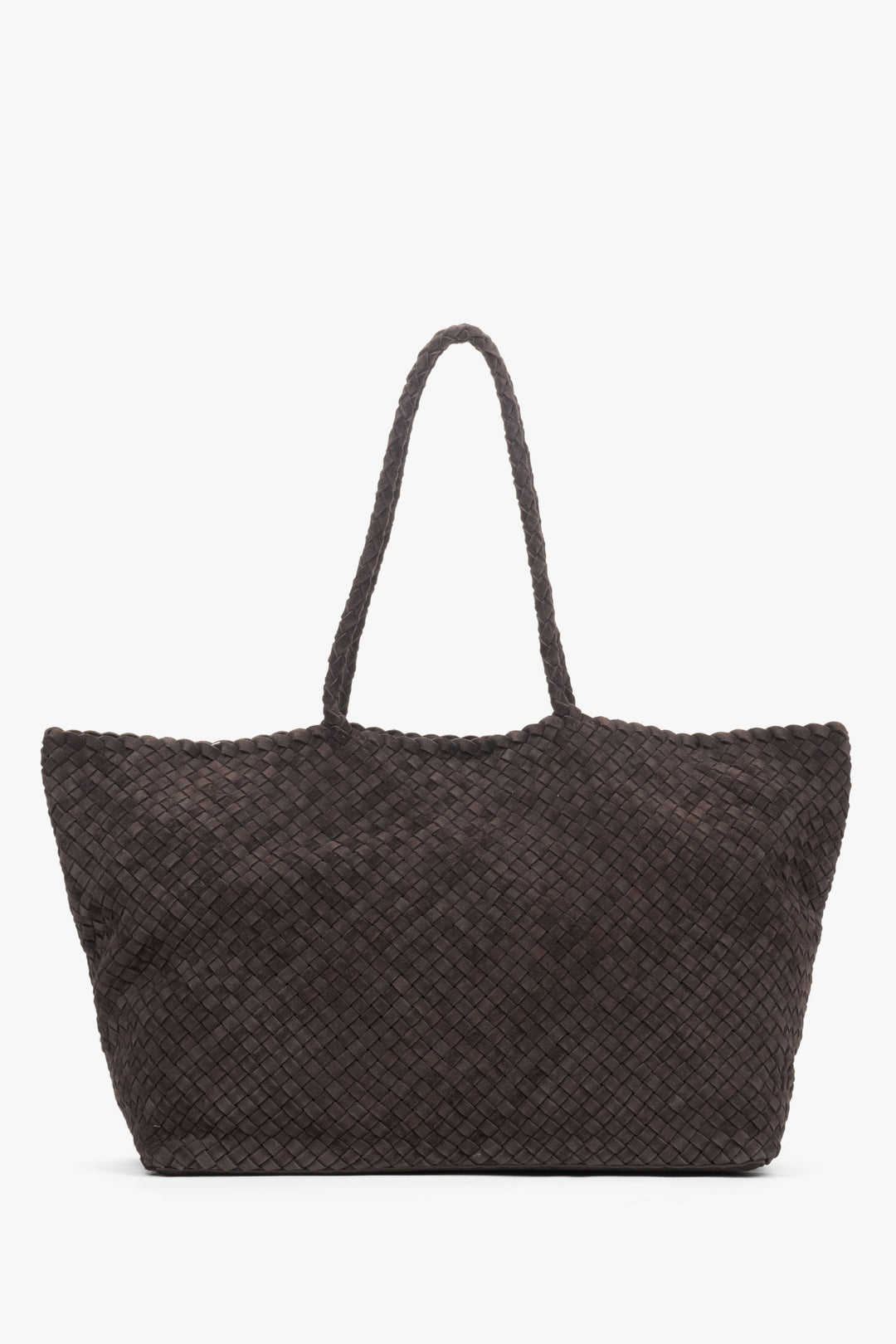 Rückansicht der elegant geflochtenen Damen-Tasche aus weichem Naturvelours.