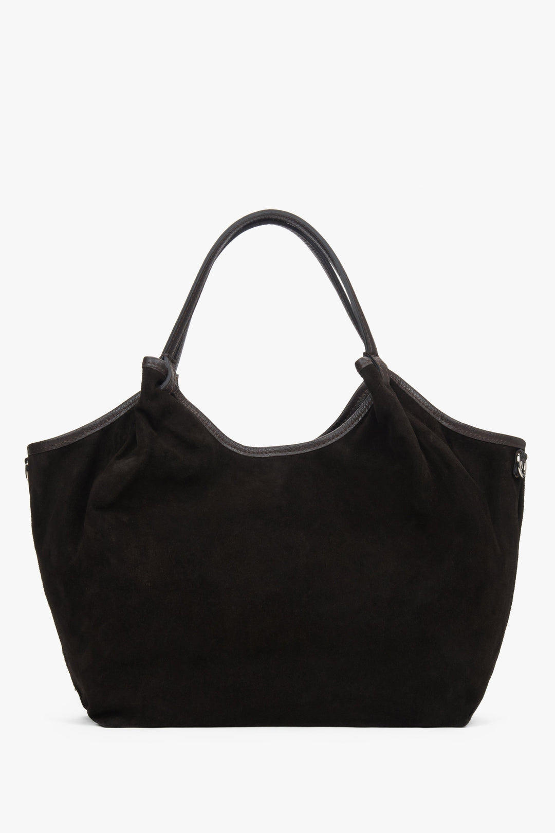 Alternative Frontansicht der edlen braunen Velours-Tasche zur Veranschaulichung der weichen Silhouette