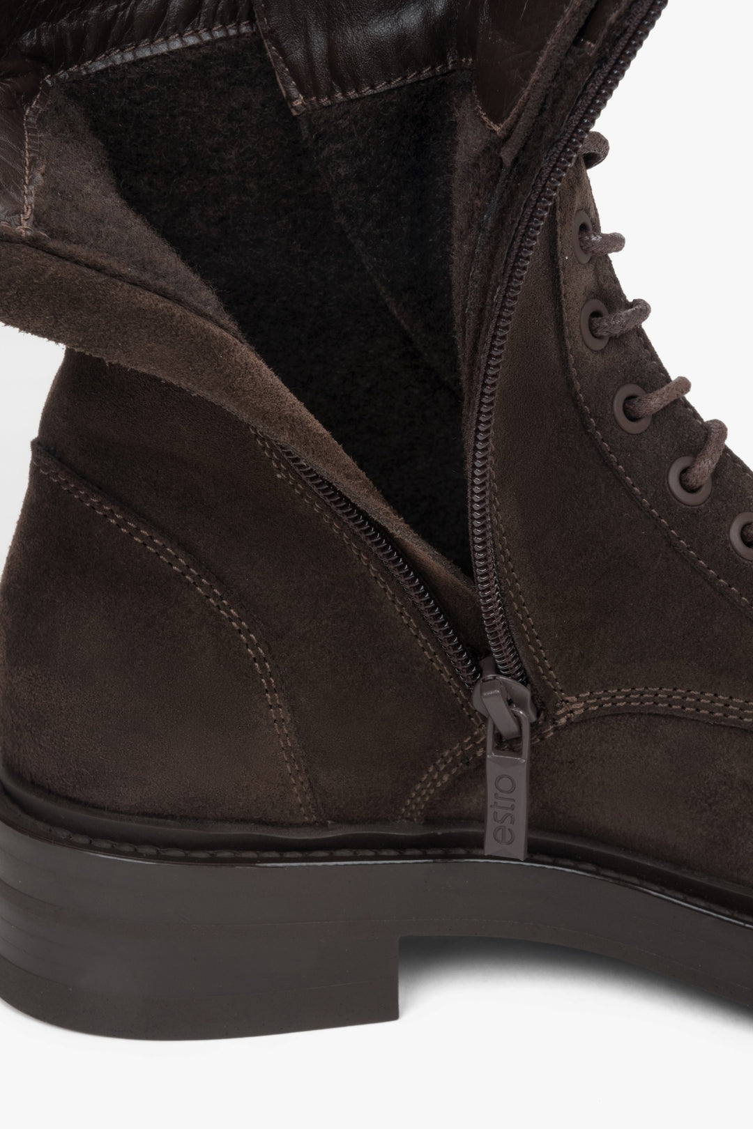 Draufsicht auf die Profilsohle der Damen-Stiefeletten aus rutschfestem TPU-Material