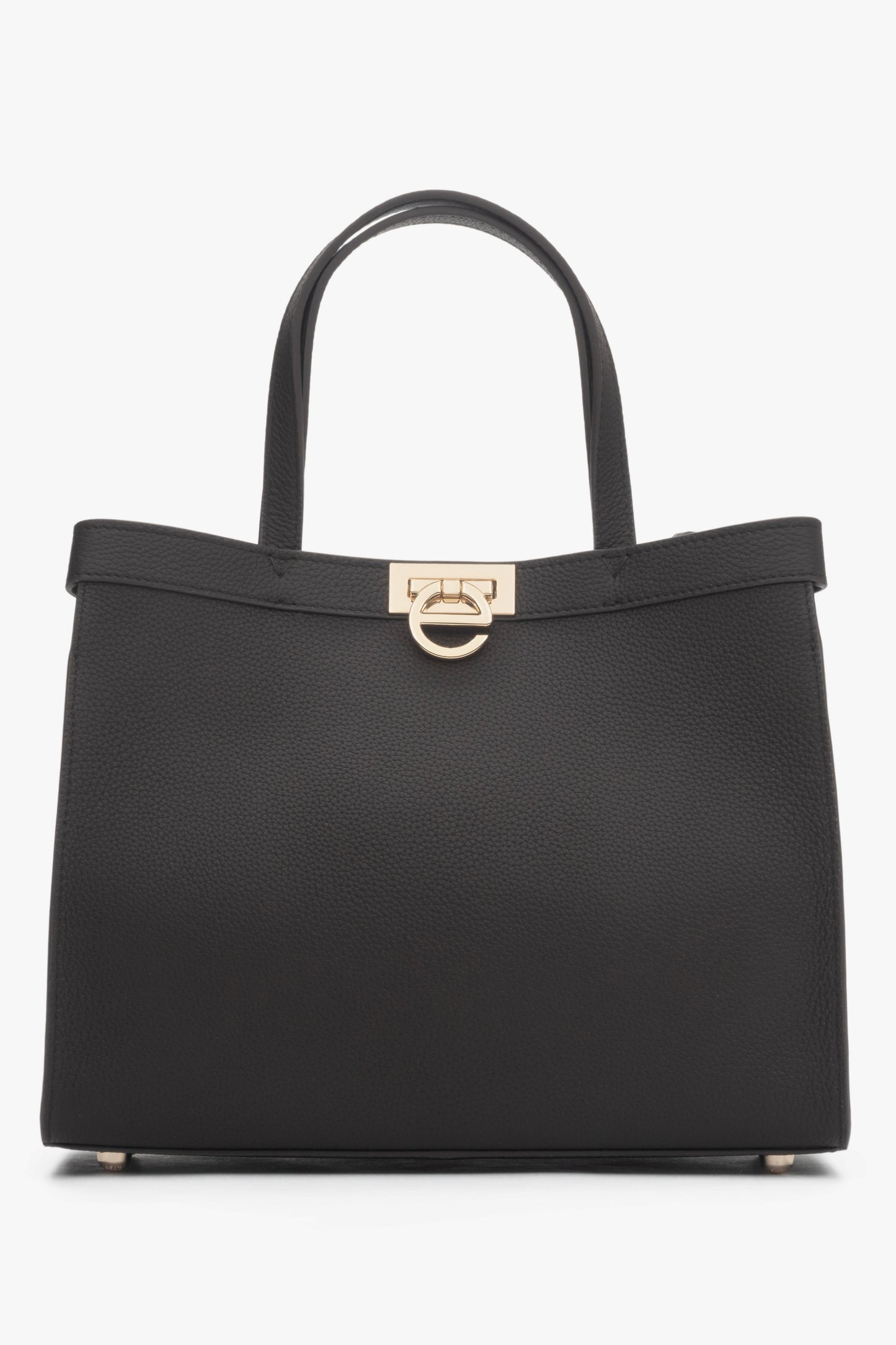 Frontansicht der eleganten Estro Handtasche in Dunkelbraun mit Fokus auf den Logo-Verschluss.