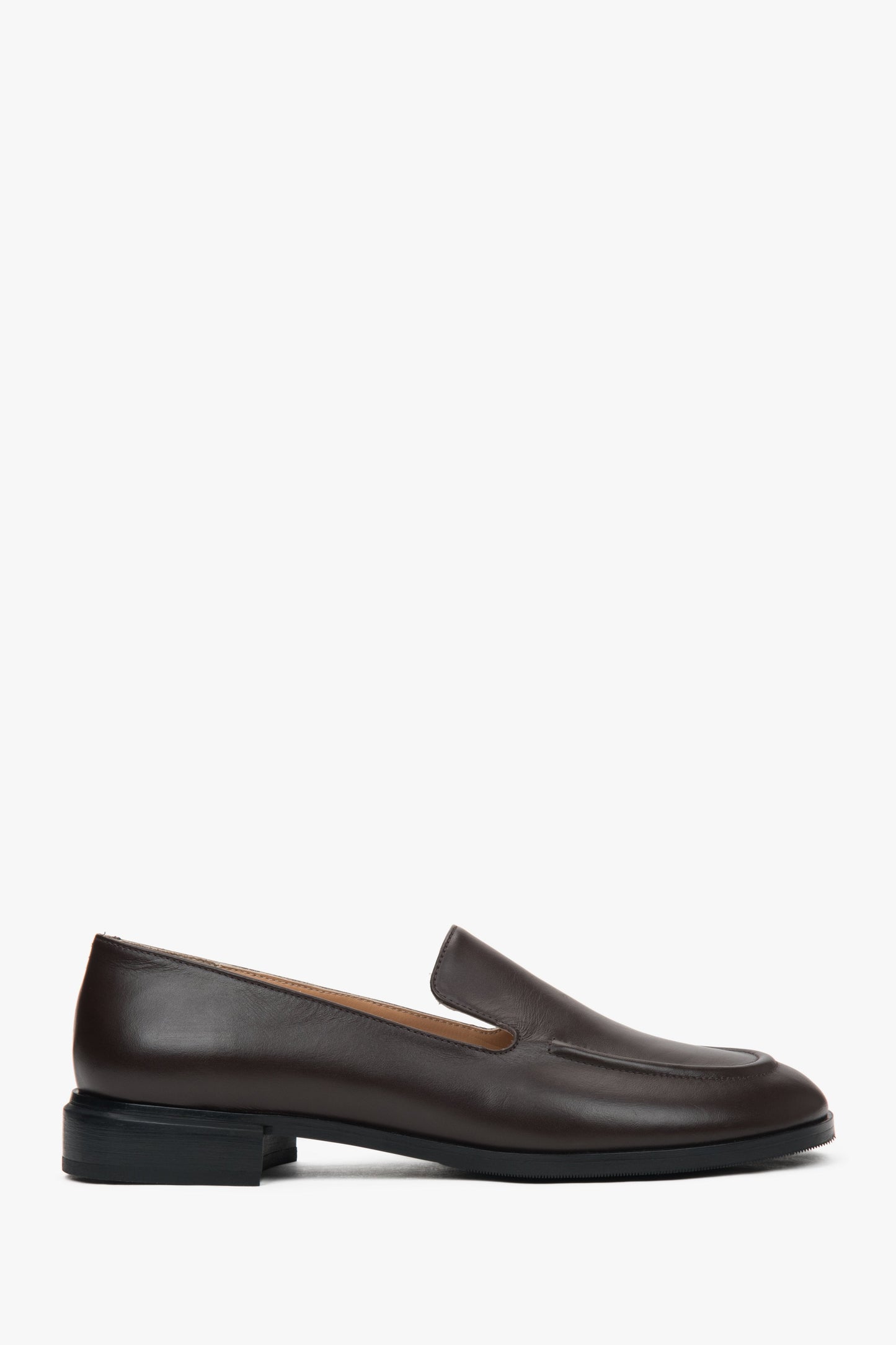 Dunkelbraune Klassik-Loafer für Damen aus Leder Estro ER00117367.