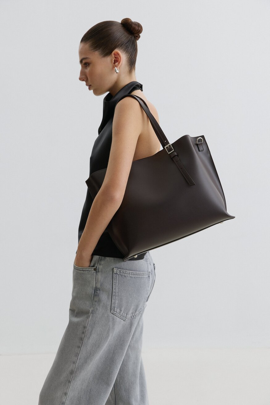 Dunkelbraune Damen-Shopper-Tasche aus italienischem Premium-Echtleder Estro ER00116707.