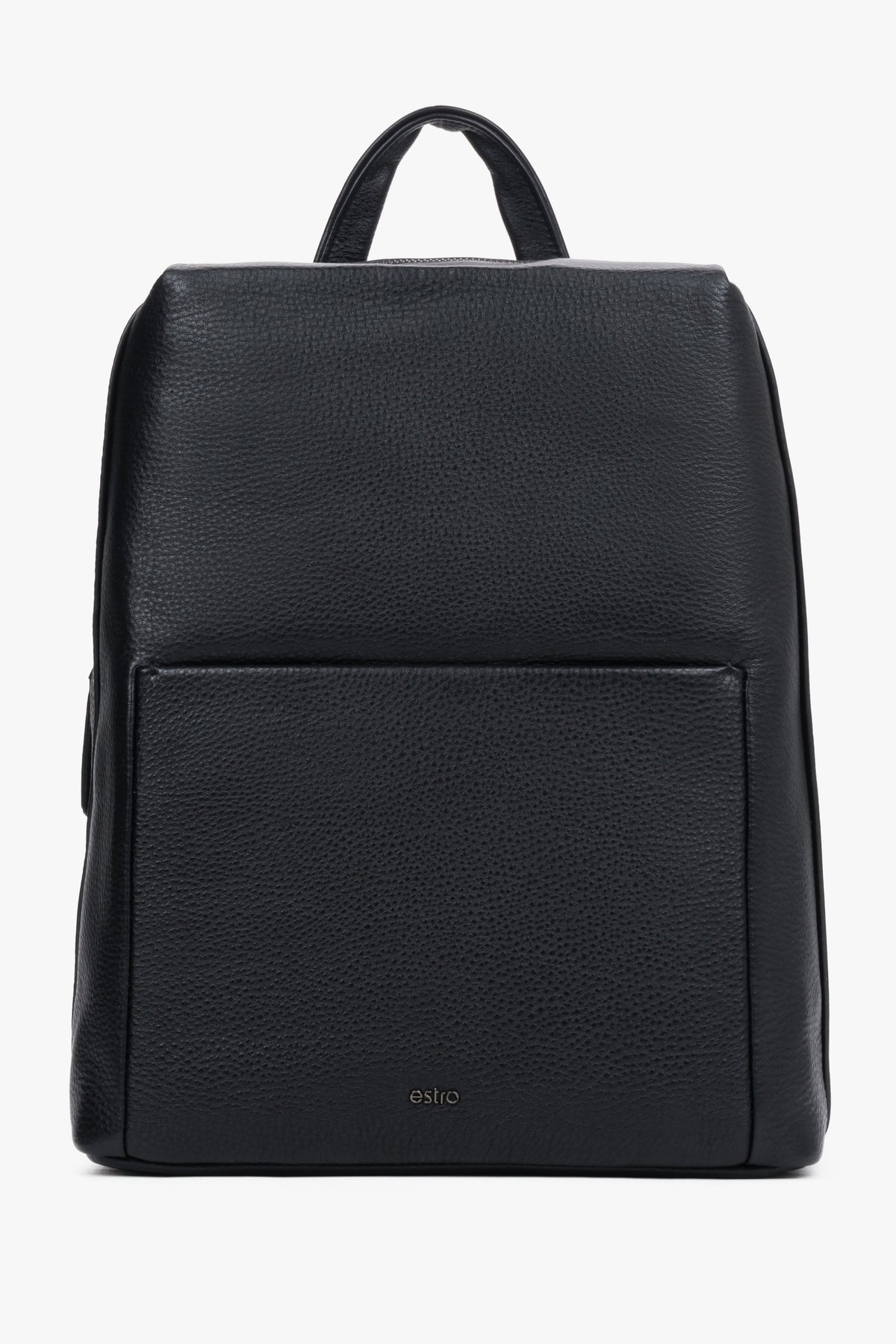 Frontale Ansicht des eleganten schwarzen Herrenrucksacks aus genarbtem Echtleder mit minimalistischem Design 