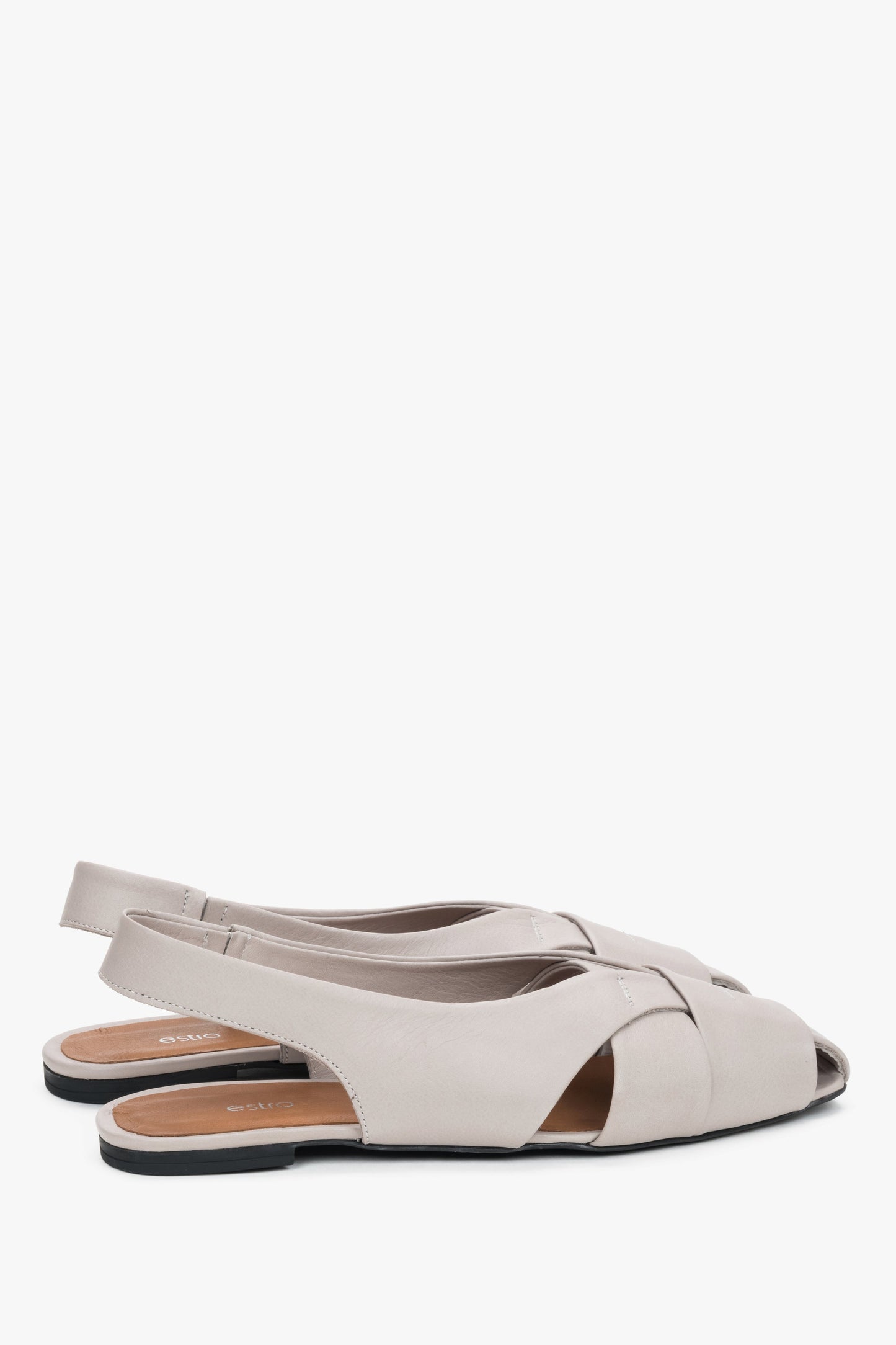 Rückansicht der grauen Damen-Sandalen mit elastischem Fersenriemen