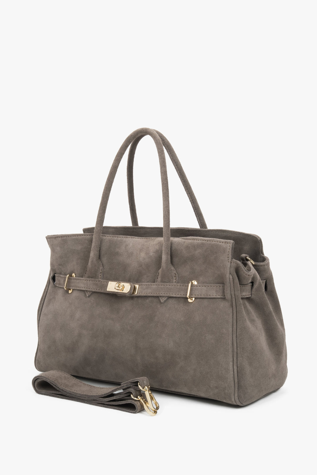 Schrägansicht der eleganten Handtasche aus Veloursleder mit kurzem Henkel
