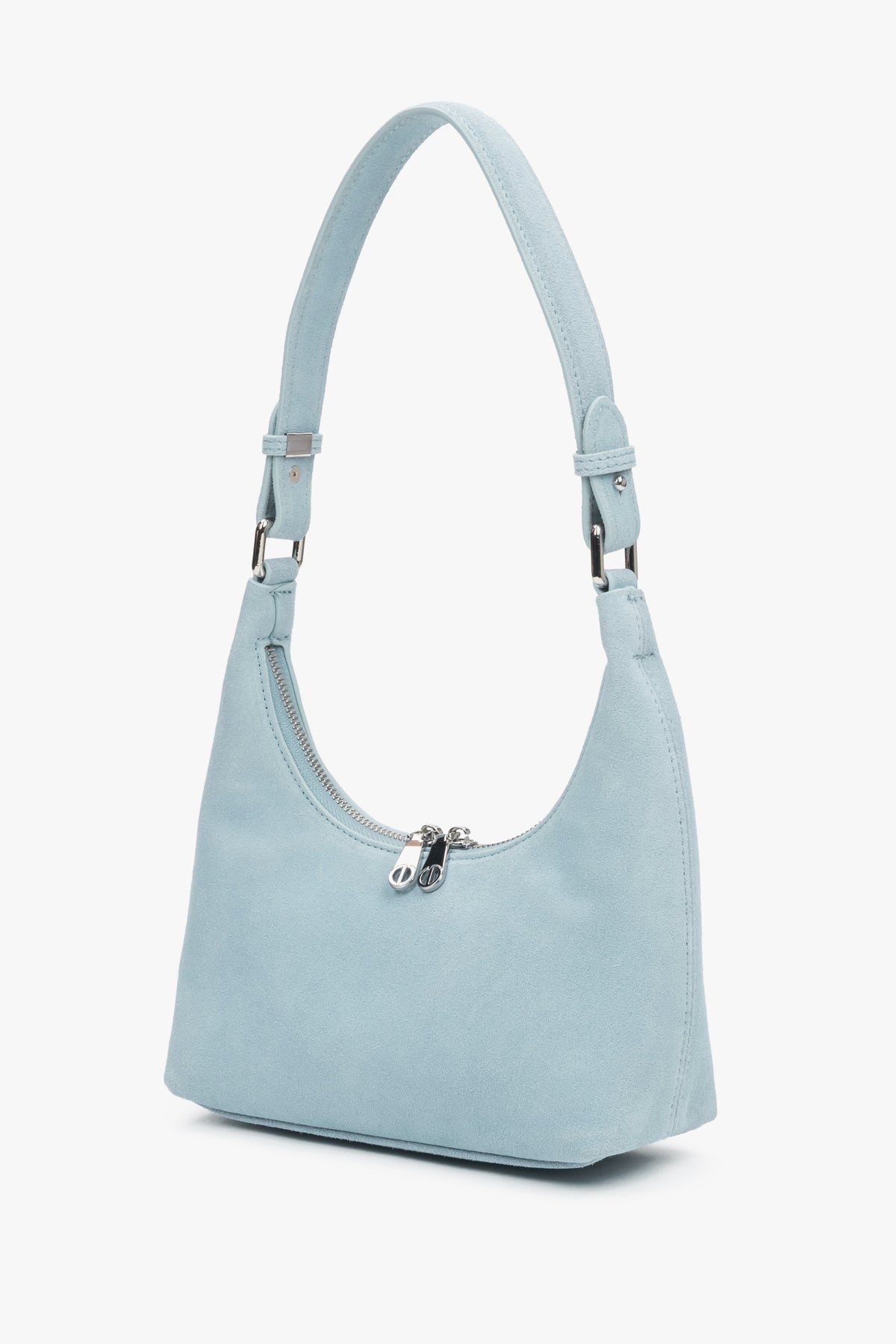 Seitenansicht der hellblauen Velours-Handtasche von Estro.
