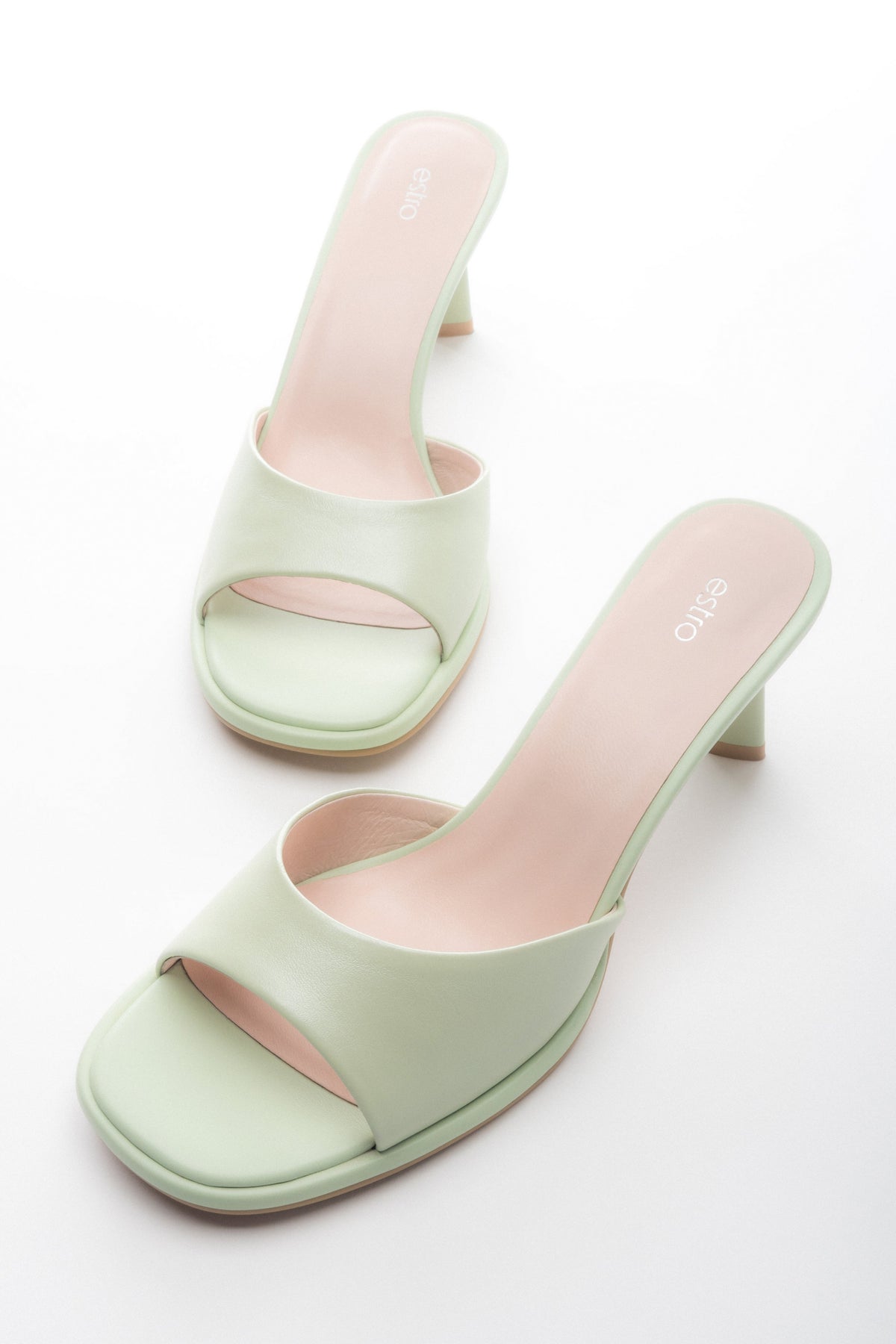Hellgrüne Damen-Mules aus Echtes Leder mit Absatz Estro ER00118924.