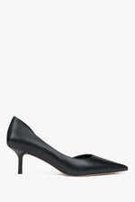 Klassische schwarze Schuhe mit niedrigem Absatz aus echtem Leder Estro ER00116979.