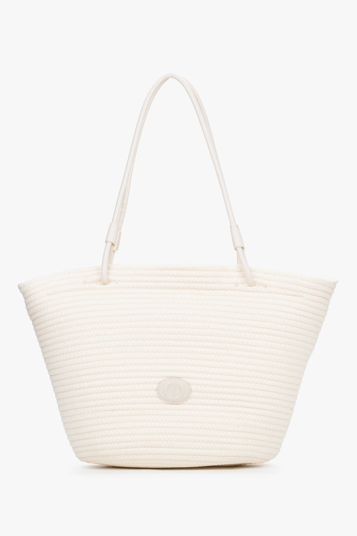 Frontansicht der milchbeigen Damen-Shopper-Tasche auf weißen Hintergrund