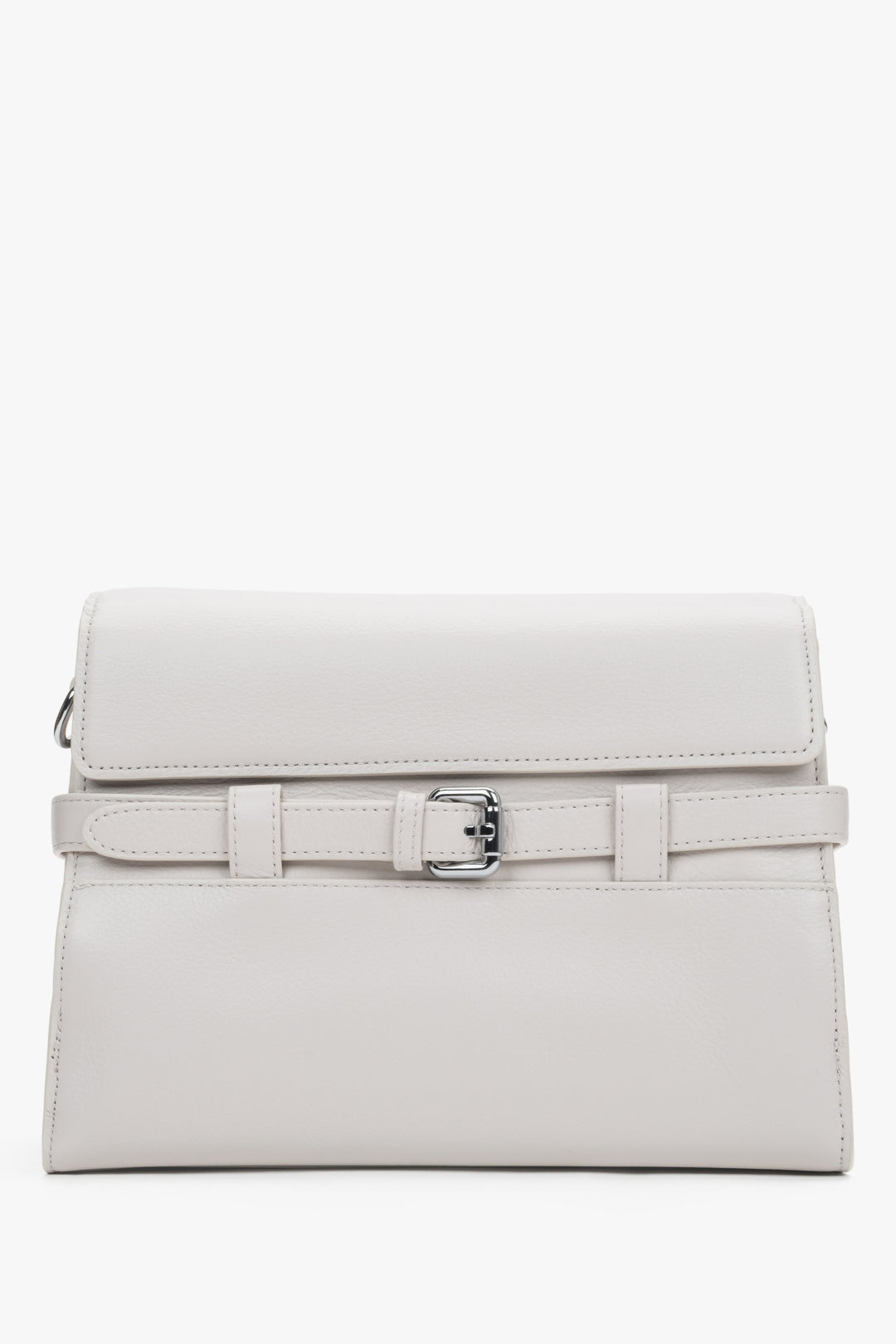 Milchbeige kleine Damen-Schultertasche aus echtem Leder mit dekorativer Schnalle in Frontalansicht