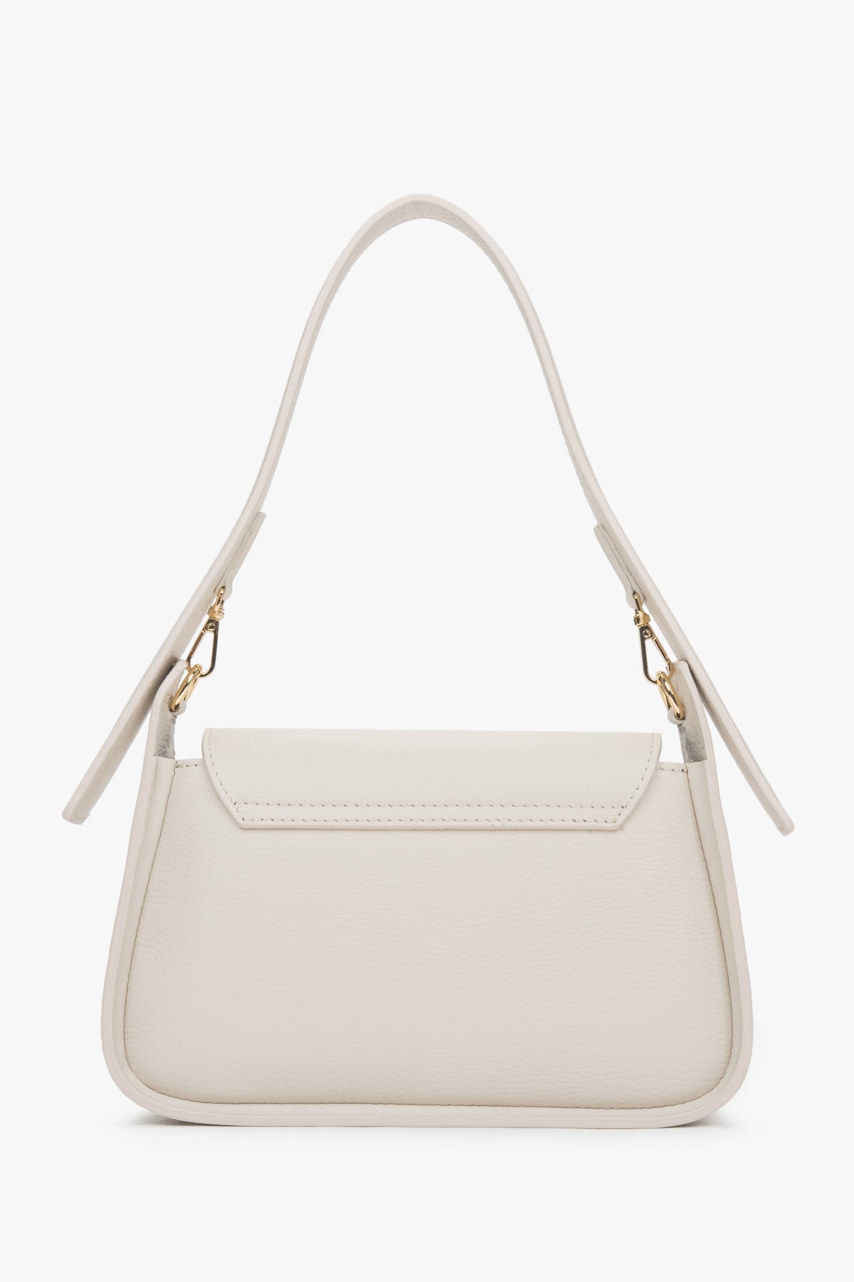 Rückansicht der minimalistischen milchbeigen Ledertasche von Estro