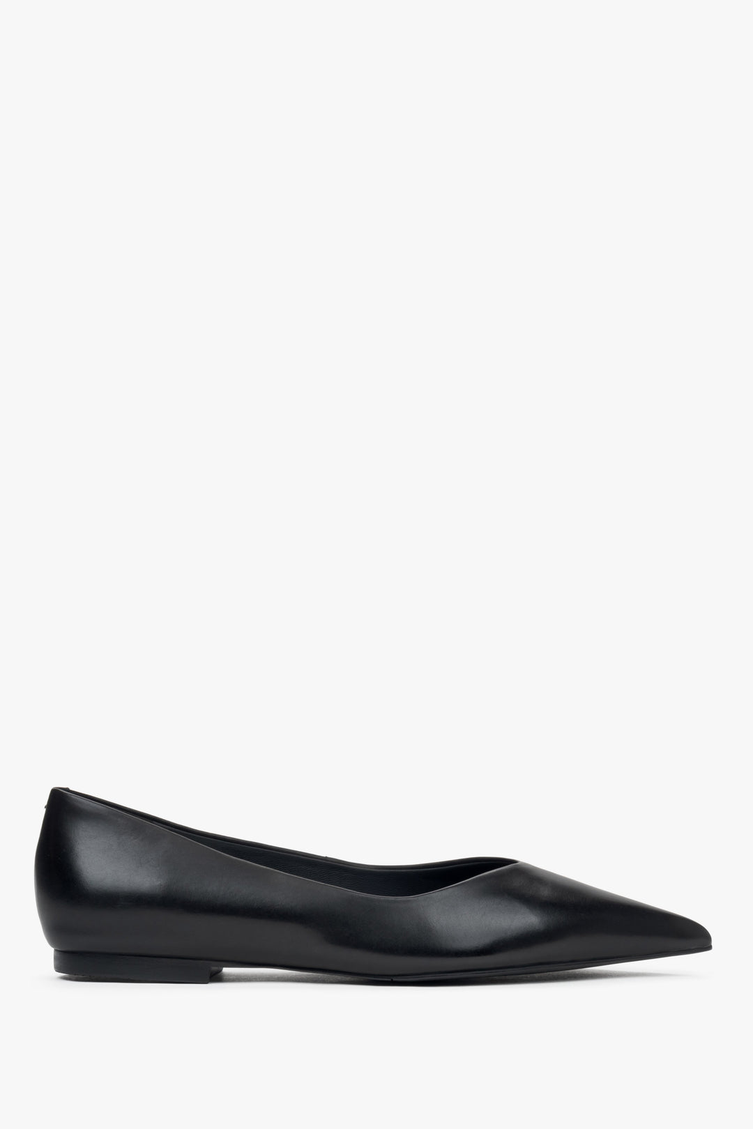Spitz zulaufende Damenschuhe aus Leder Estro ER00115896