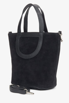 Damen-Bucket-Bag in elegantem Schwarz, gefertigt aus hochwertigem italienischem Naturvelours.