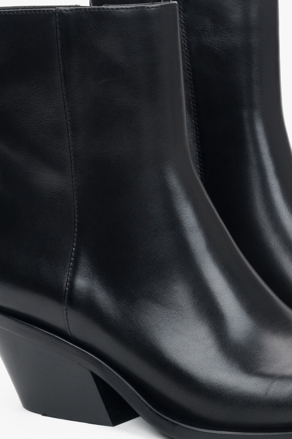 Damen-Cowboystiefel aus schwarzem Leder mit niedrigem Schaft Estro ER00116618