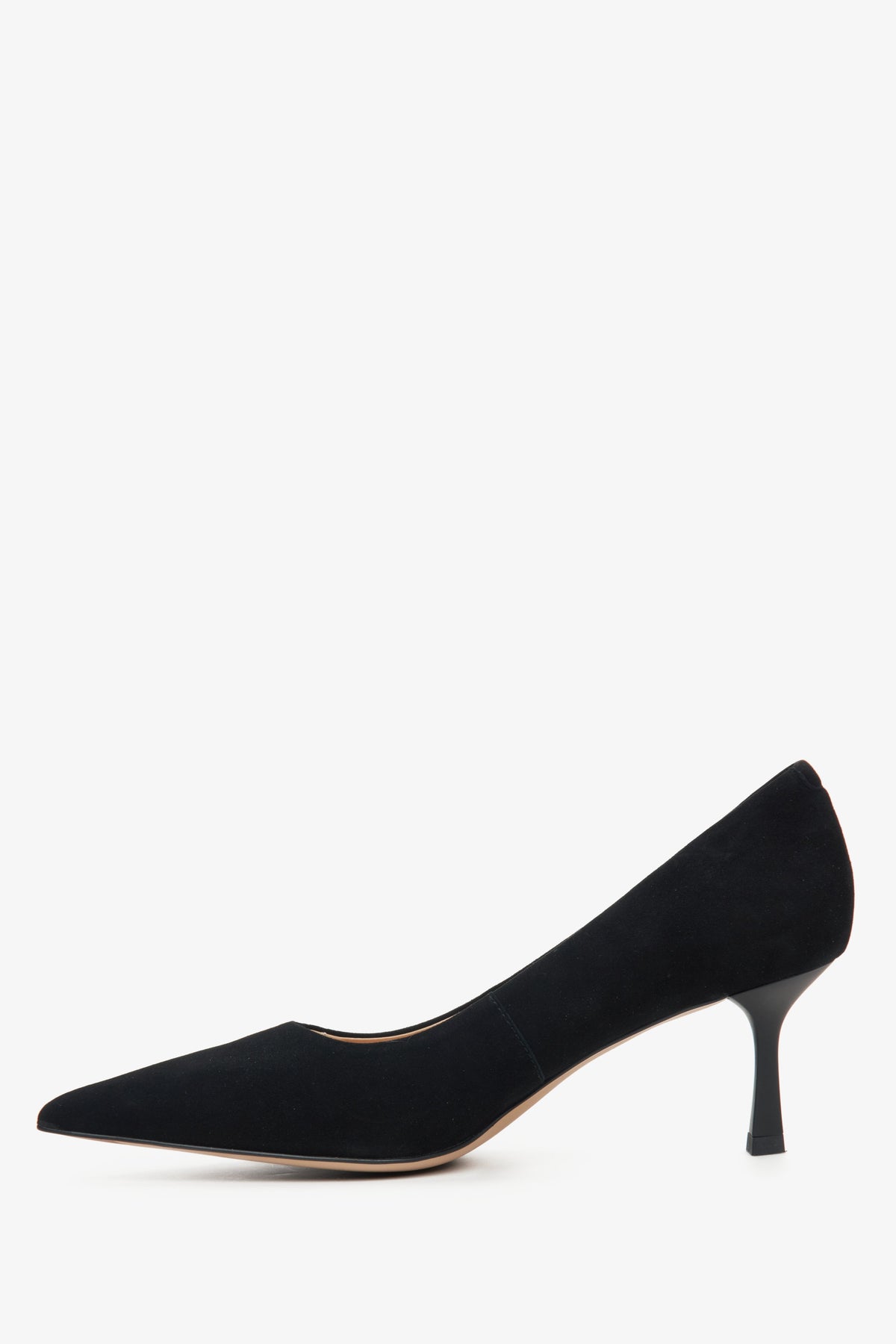Klassische Velourpumps mit niedrigem Stilettoabsatz. Estro ER00114629