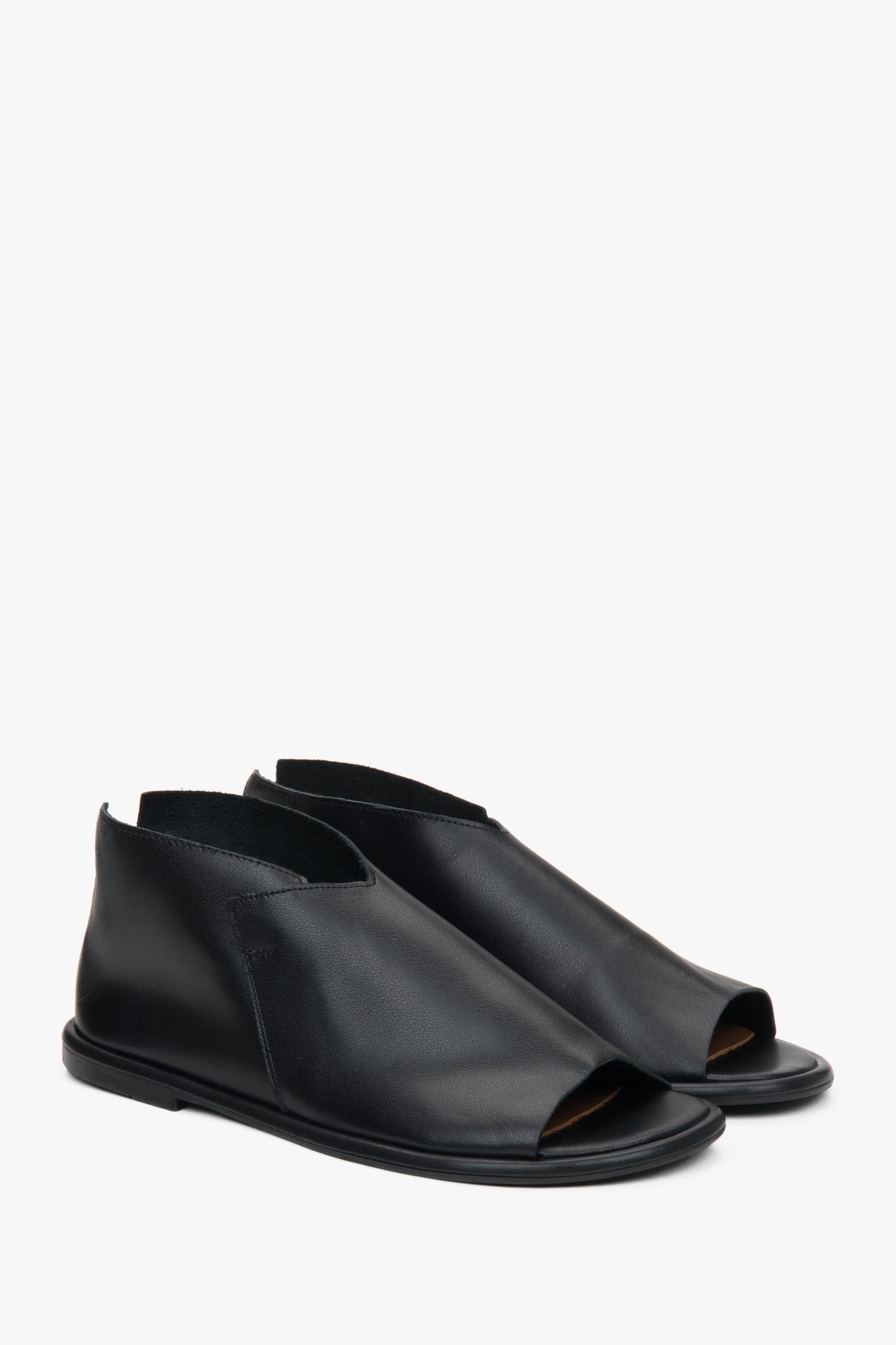 Schwarze Damen Sandalen aus Leder mit geschlossener Ferse Estro ER00117376