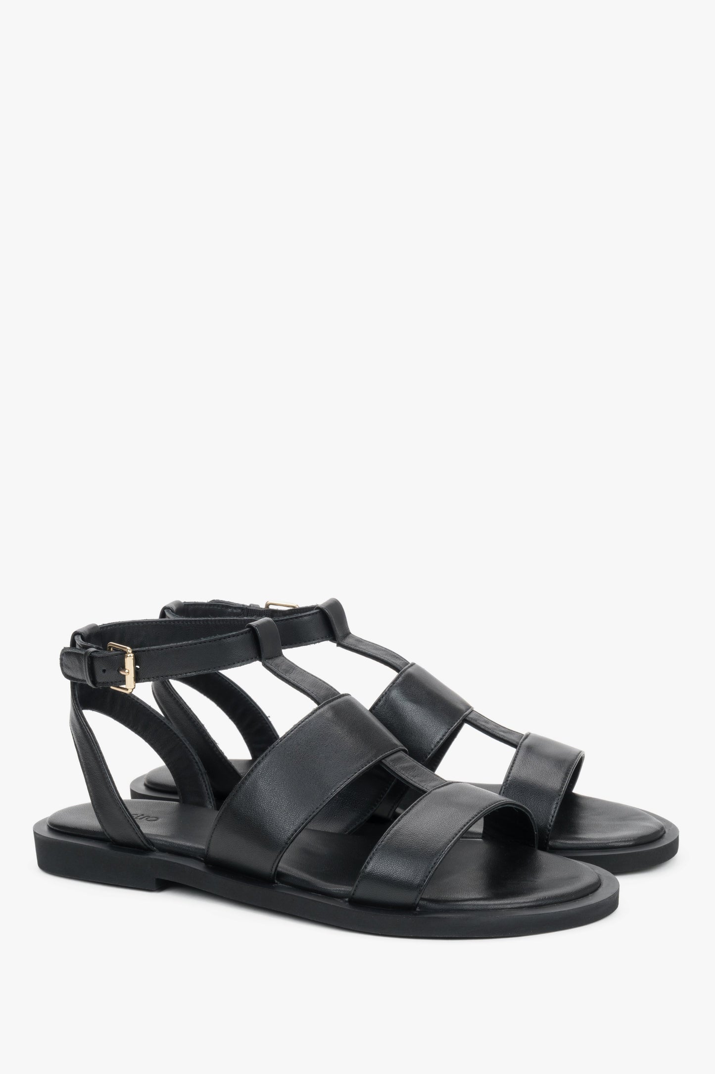 Schwarze Ledersandalen von Estro mit flacher Sohle