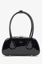 Schwarze Damen-Schultertasche aus edlem Lackleder Estro ER00116278.