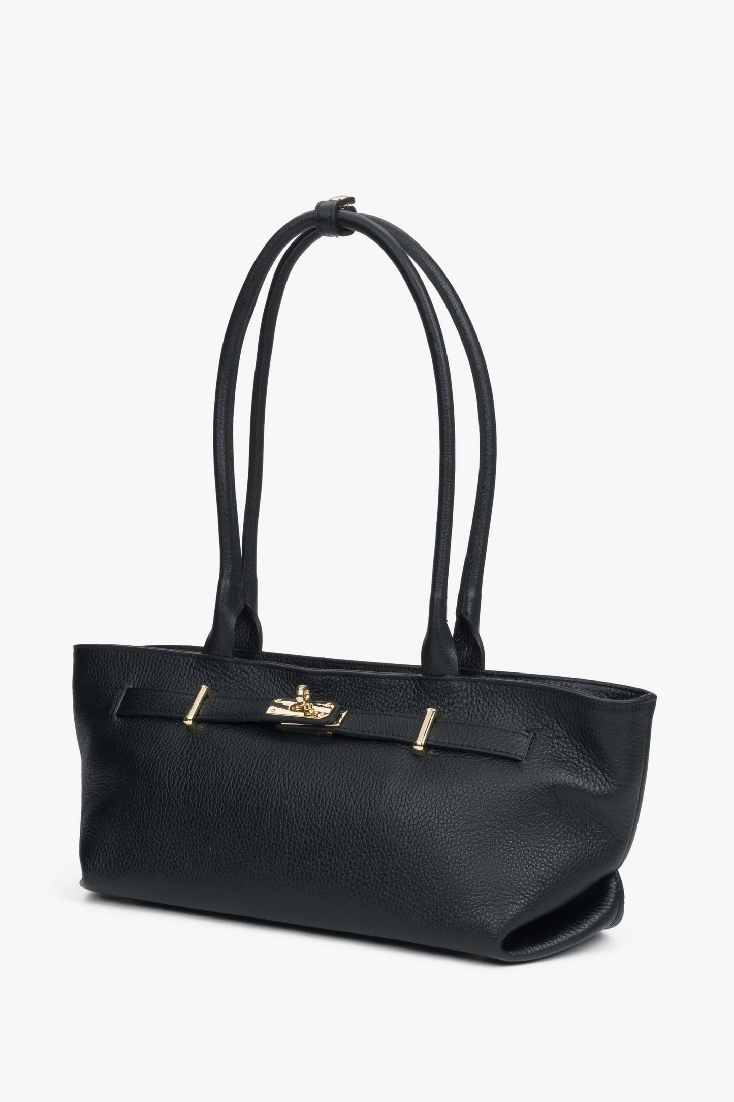 Schrägansicht der markanten schwarzen Tote-Bag mit ihren langen, verstärkten Henkeln