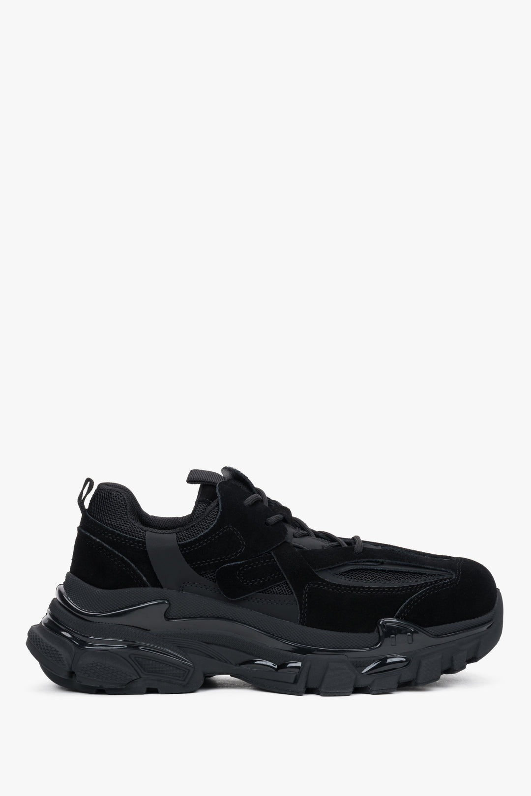 Flache Seitenansicht des schwarzen Damen-Sneakers ES8 aus Velours und Textil