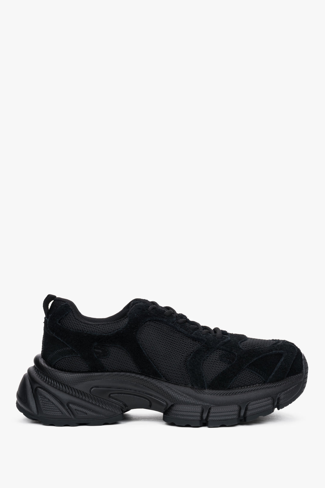 Flache Seitenansicht des schwarzen Damen-Sneakers ES8 aus Velours und Mesh