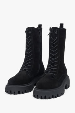 Schwarze Damen-Boots von Estro aus luxuriösem italienischem Premium-Velours.