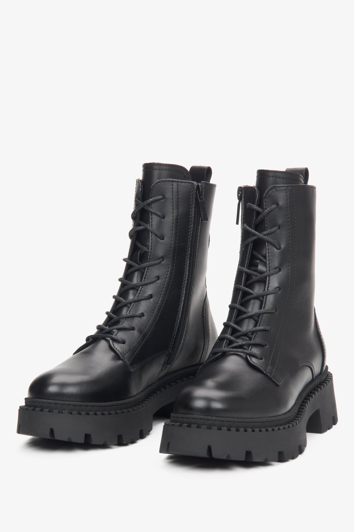 Damen-Stiefeletten in Schwarz mit leichter Isolierung von Estro.