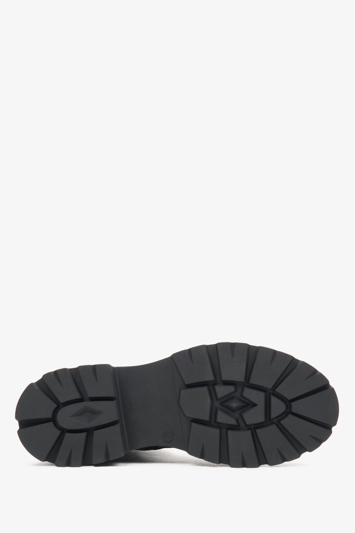 Schwarze Leder-Stiefeletten von Estro – Nahaufnahme der Sohle.