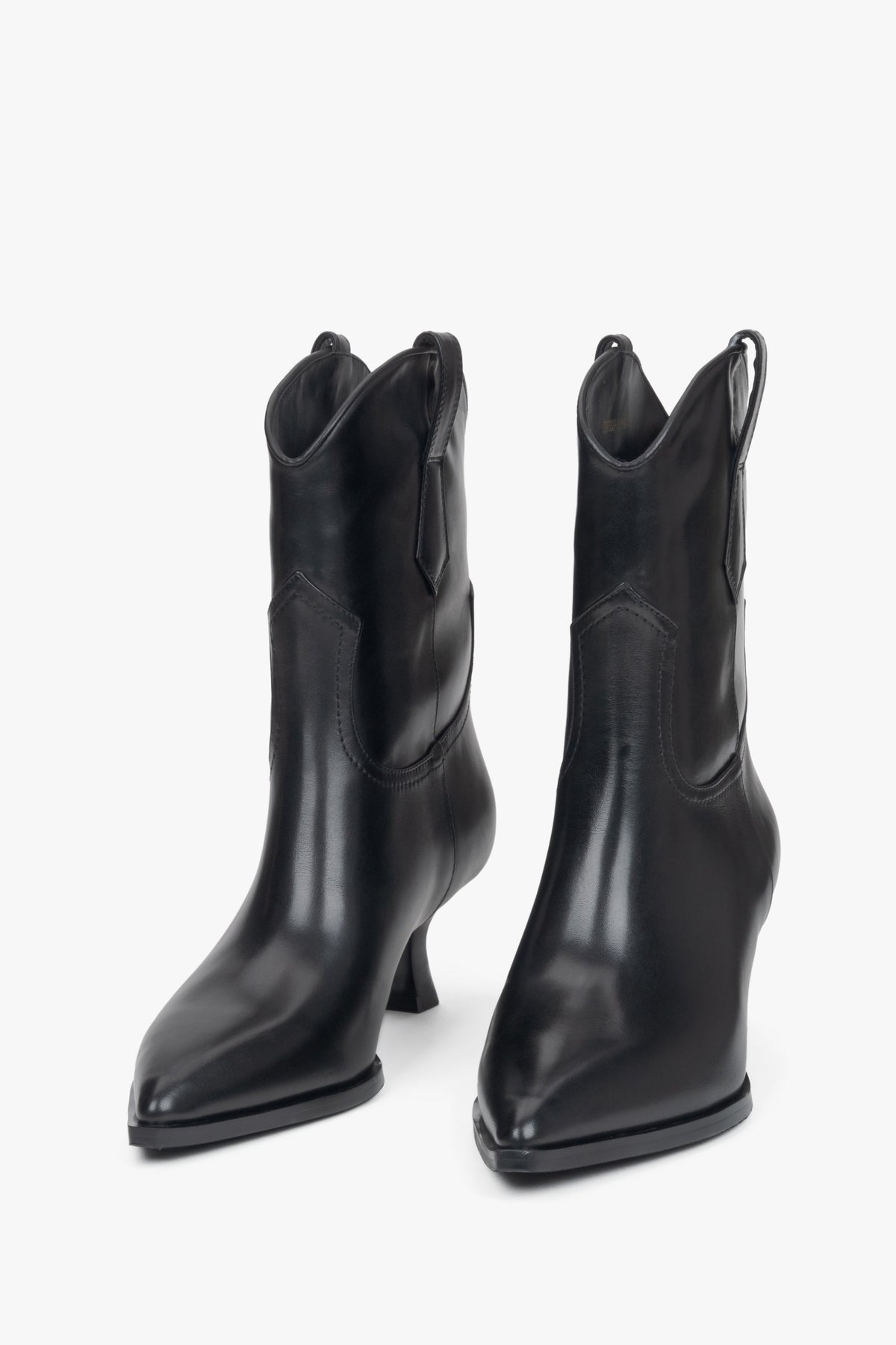 Hochwertige Leder-Stiefeletten für Damen mit elegantem Design, Estro ER00116136