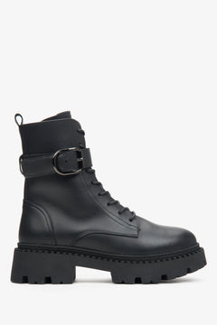 Flaches Seitenprofil der schwarzen Damen-Winter-Stiefeletten aus Echtleder