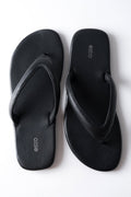 Schwarze Damen-Zehentrenner aus echtem Leder Estro ER00119396