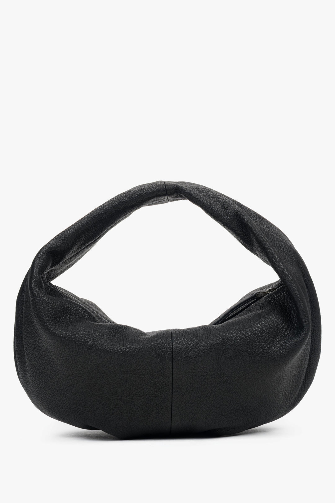 Rückansicht der schwarzen Halbmond-Handtasche aus glattem Naturleder