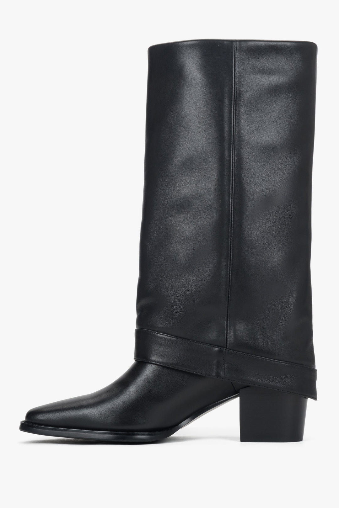 Flache Profilansicht der Innenseite der klassischen Westernstiefel 