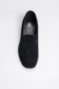 Schwarze Damen-Mokassins aus weichem Velours Estro ER00118002.