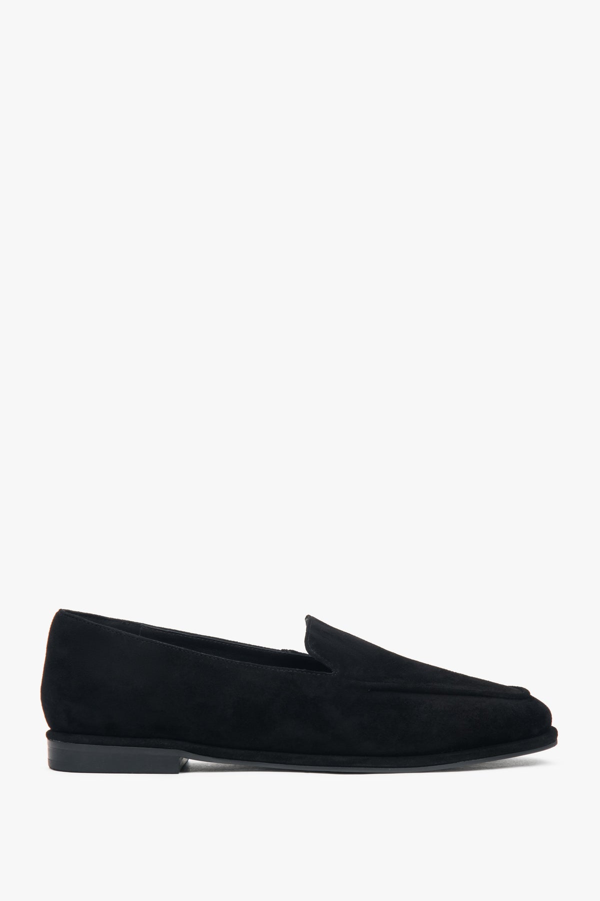 Schwarze Damen-Mokassins aus echtem Veloursleder von Estro.