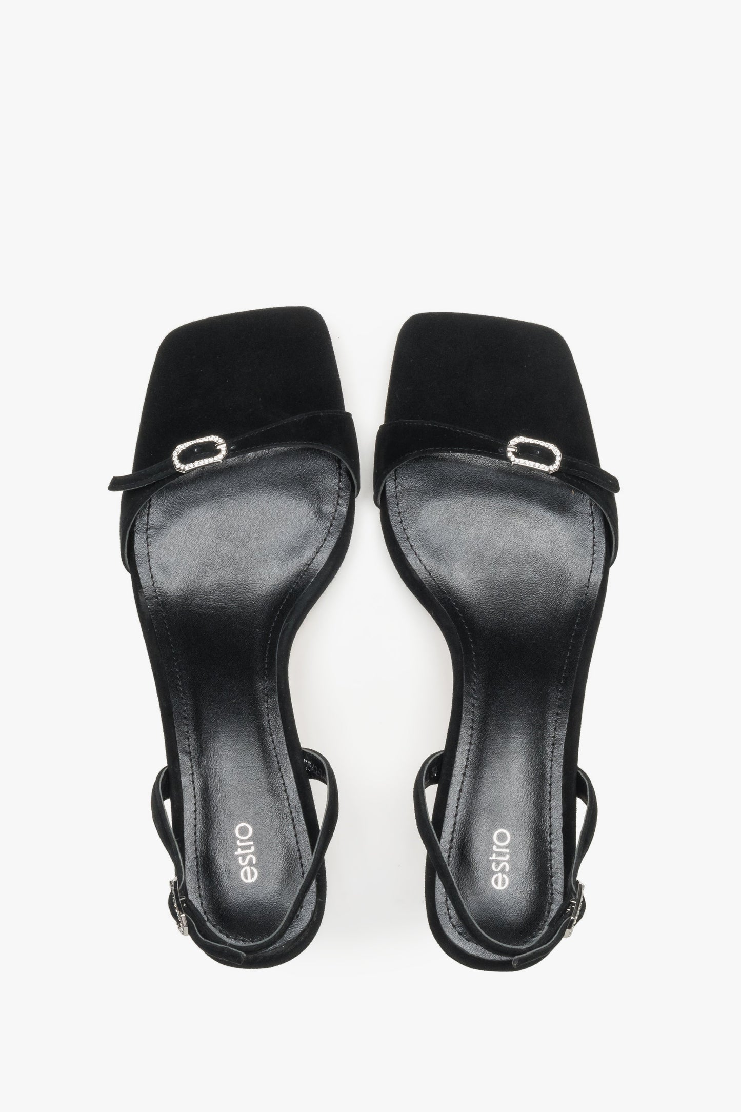 Paar schwarze Velours-Sandalen mit funkelnden Schnallen von Estro