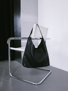 Schwarzer Damen-Shopper aus echtem Leder Estro ER00116833.
